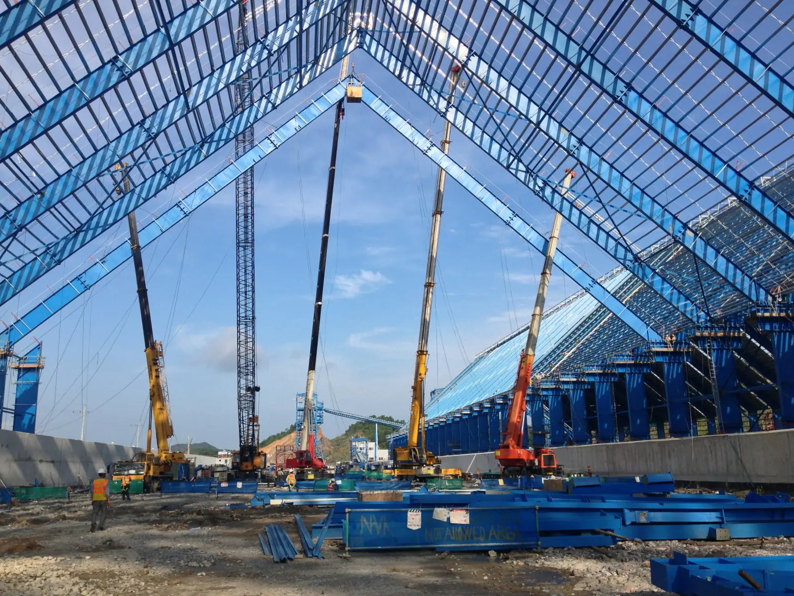 鉄骨建方・機械据付工事 – 3