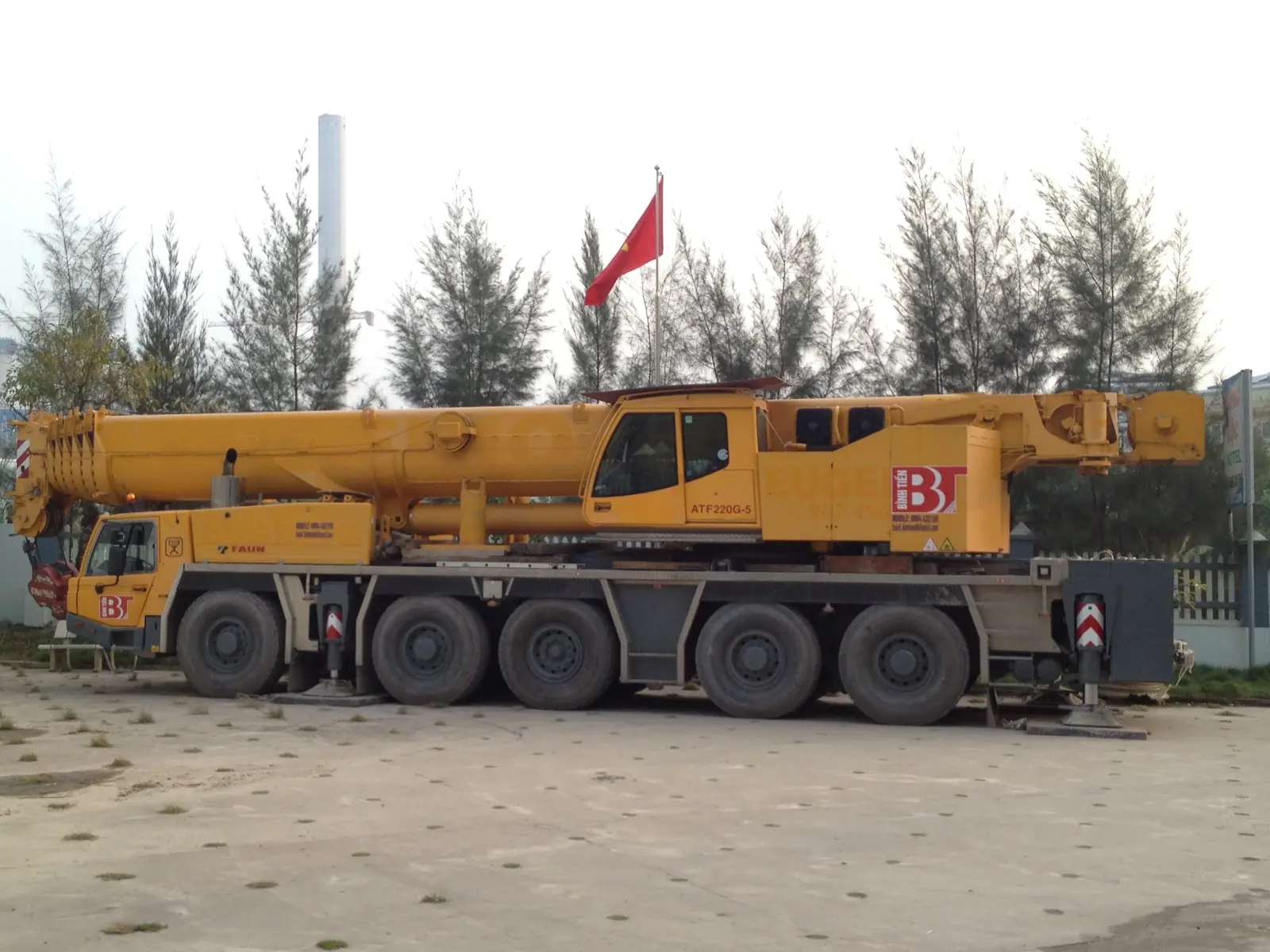 Mobile crane rental – 4
