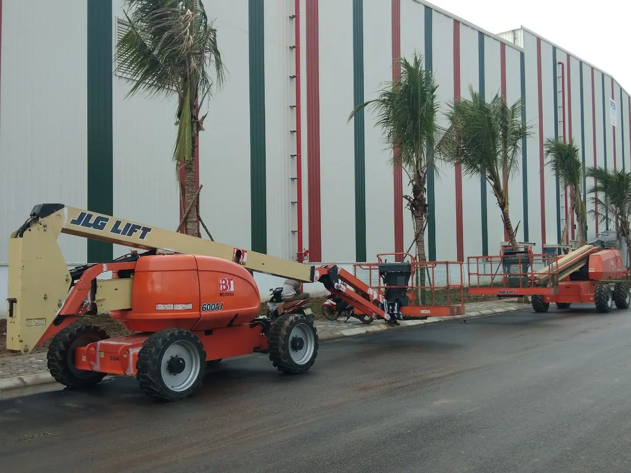 Manlift rental