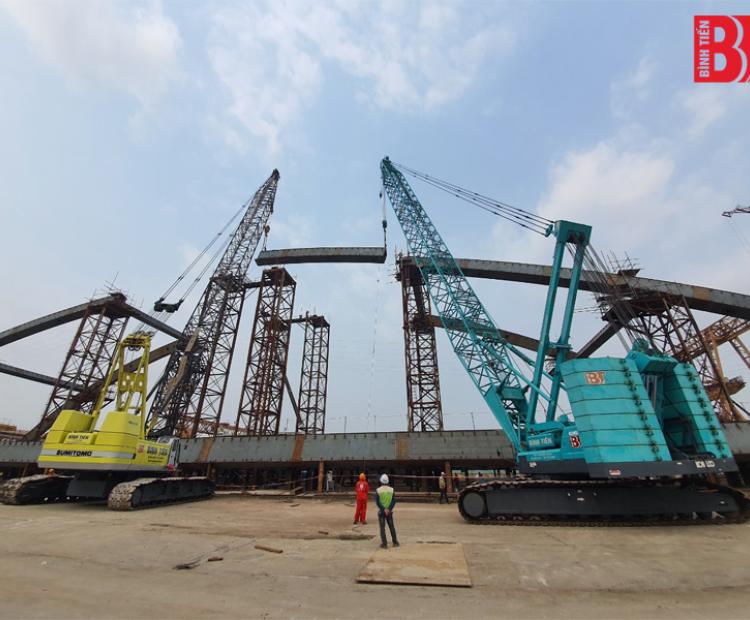 Crawler crane for rent in Hai Phong BRIDGE